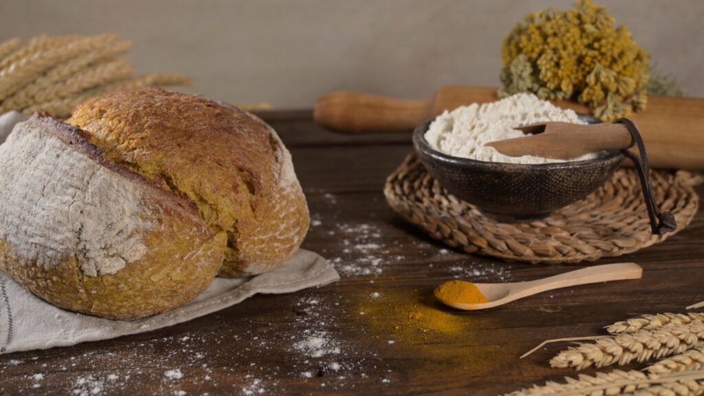 Fabriquer sa farine et son pain au levain